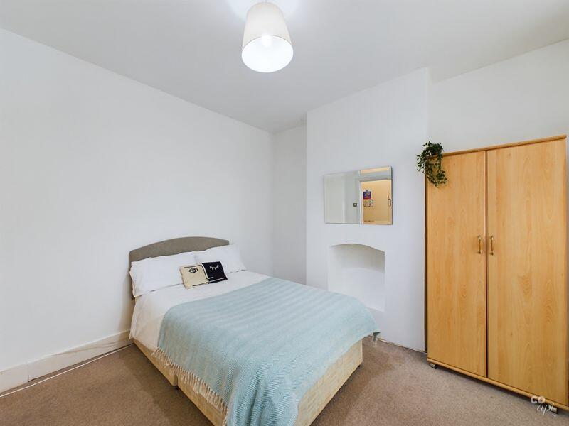 bed 1
