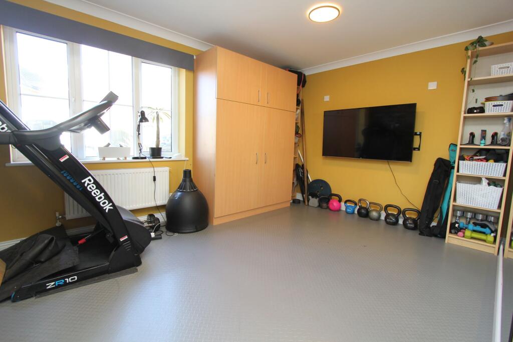 Office/Gym/Bedroom Five