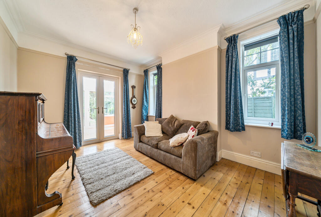 1339859-15-689a2e...