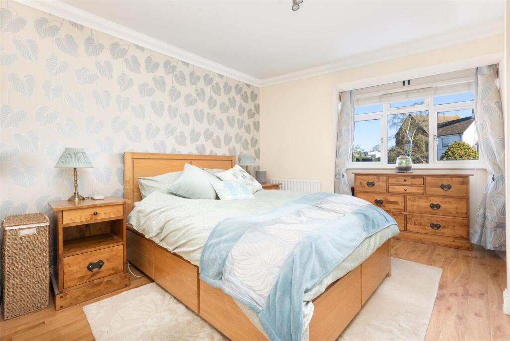 18 Morrello Gardens-1.jpg