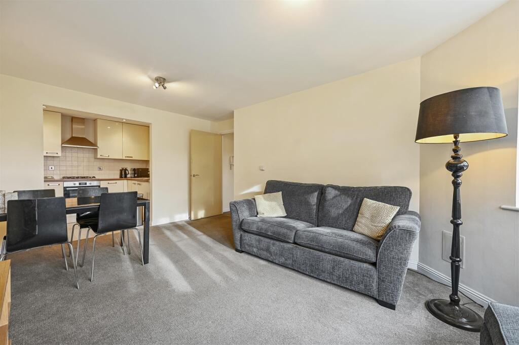 LR - Flat 6, 45 Avian Avenue - ReceptionC3 (1).jpg