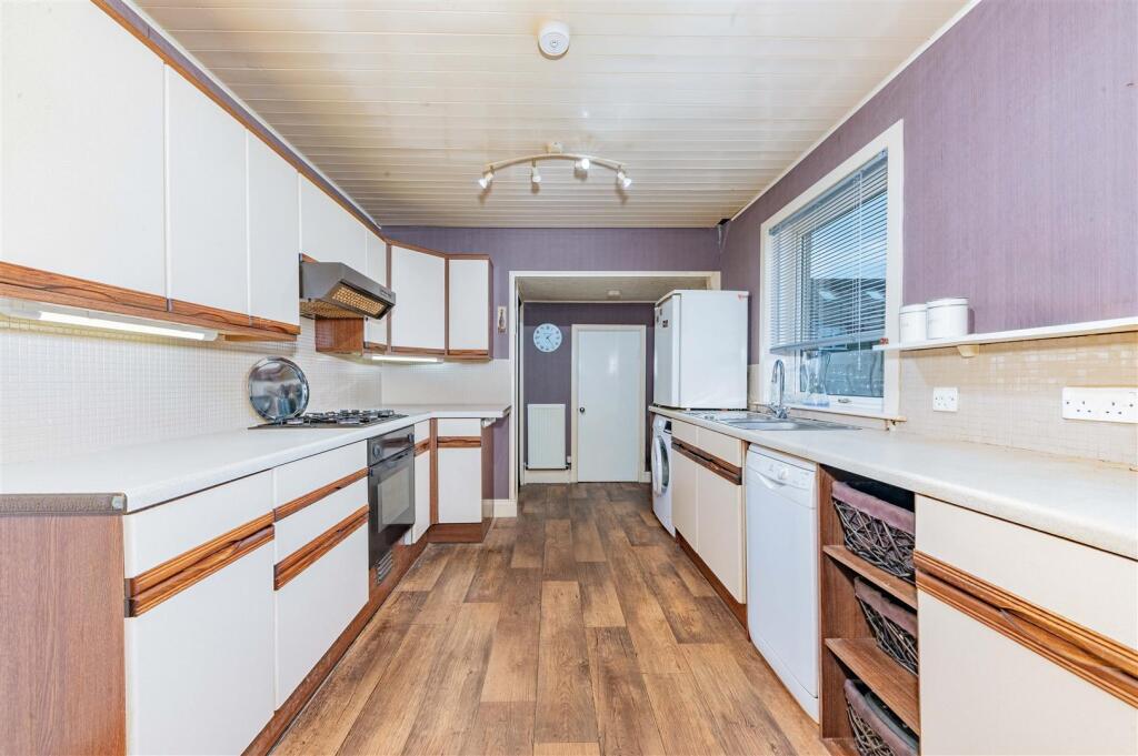 34 Balerno Street Dundee-10.JPG