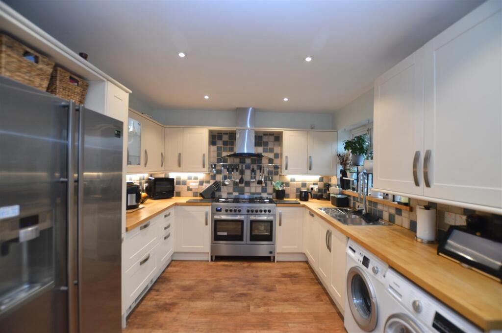 43 Station Road kit.JPG