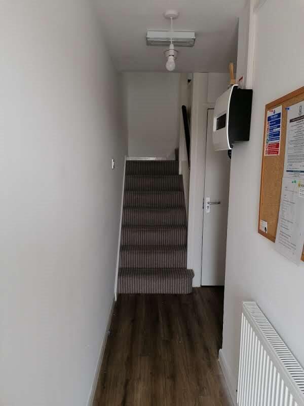 8 Bennett Entrance