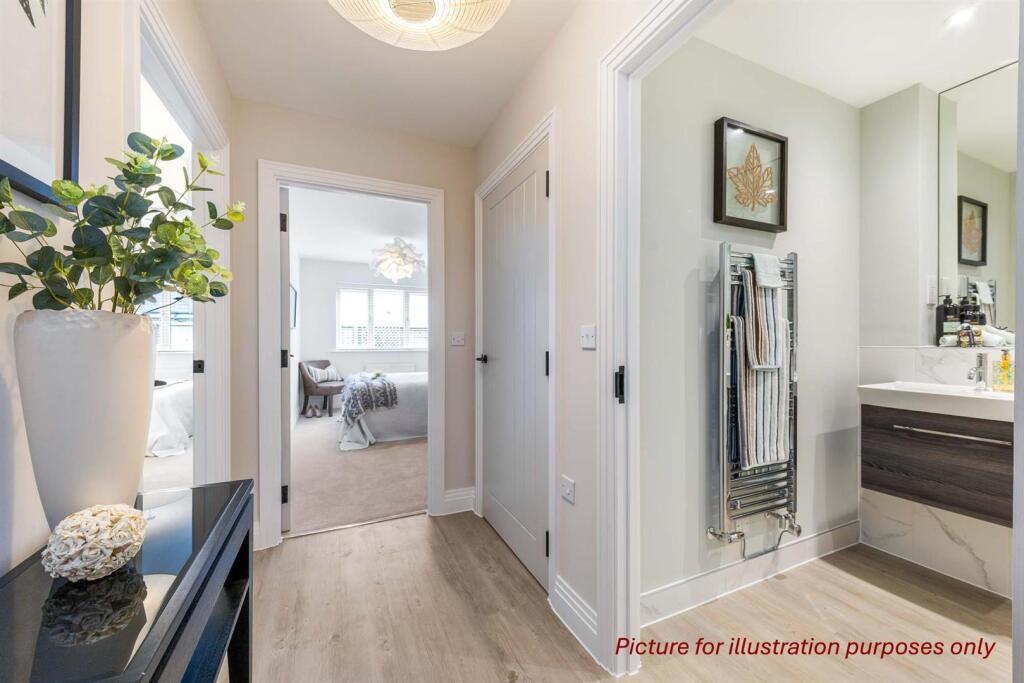 Mole Place, Walton Lane, West Molesey-68.jpg