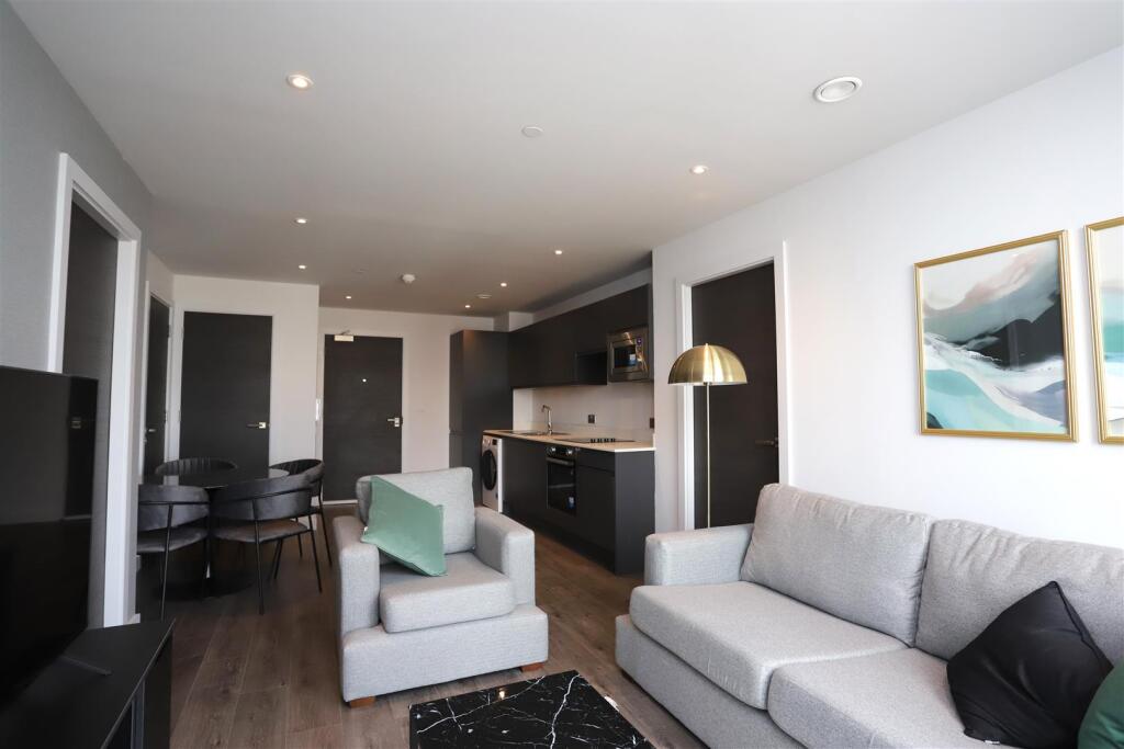 2003 Living Dining.JPG