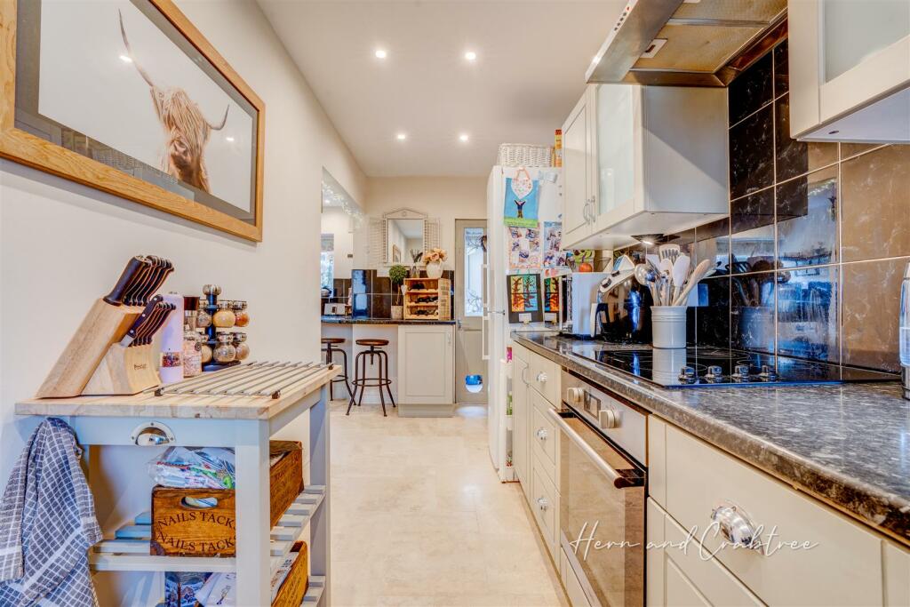 Whitesands, Llanishen, HernCrabtree (17).jpg