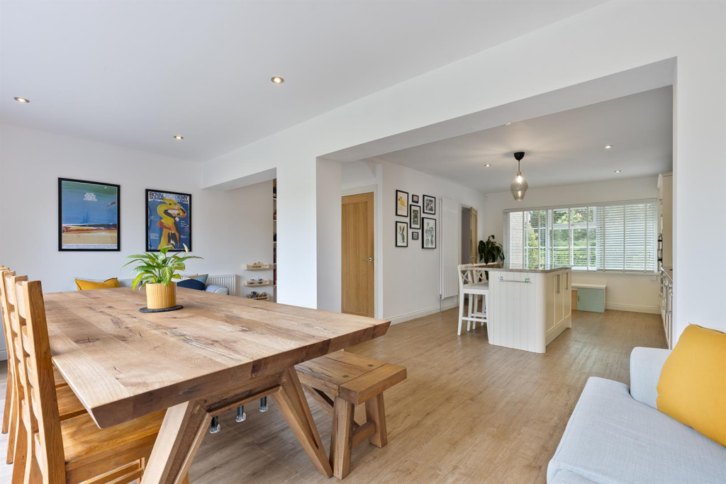 78 Fenay Lane, Almondbury 12_297.png