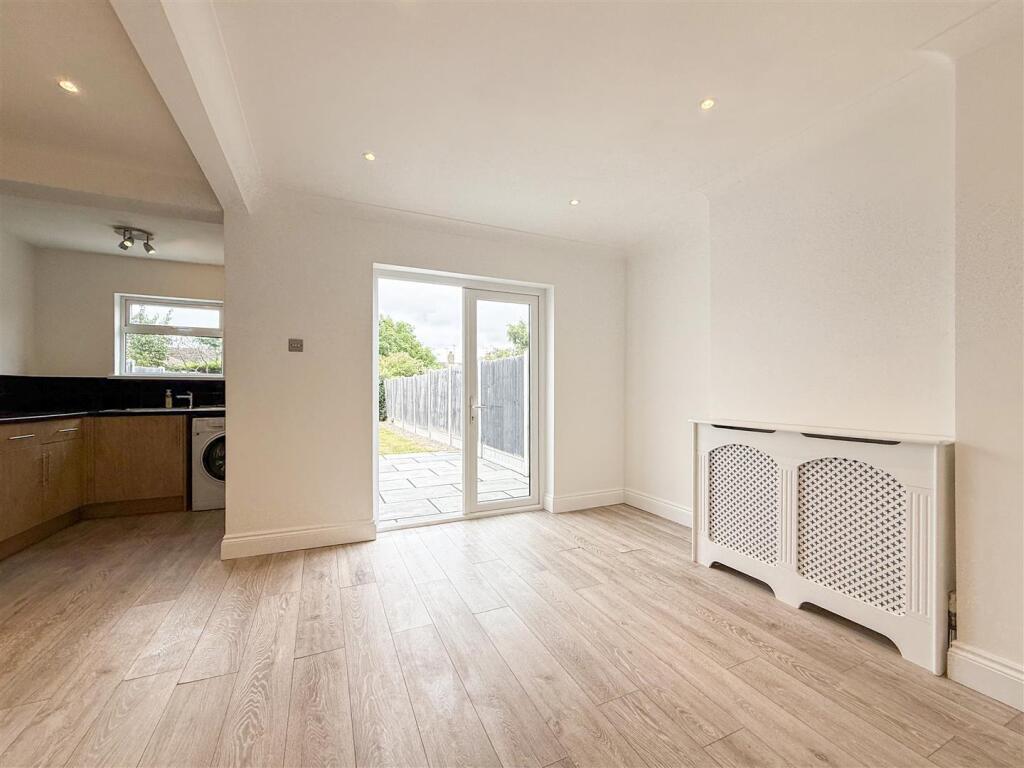 kitchen /dining