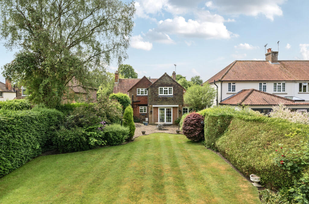 1296274-5-682dd36...