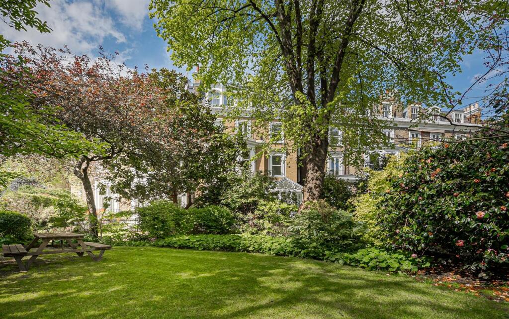 Gledhow Gardens 11B-4-2. Low Res.jpg