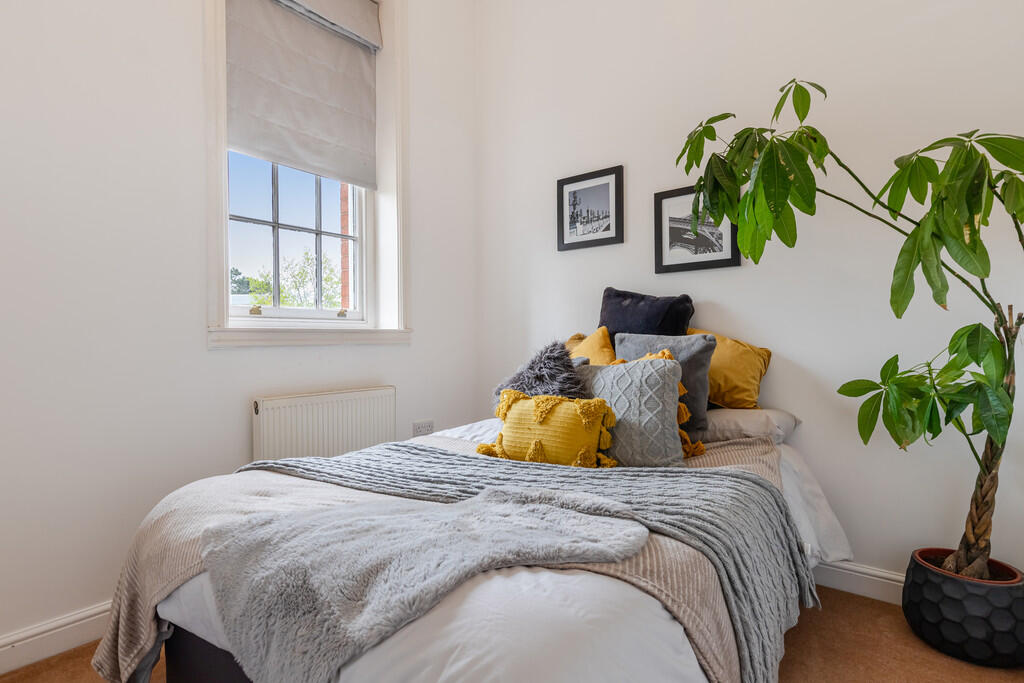 A15 - 4 Woodbury ...