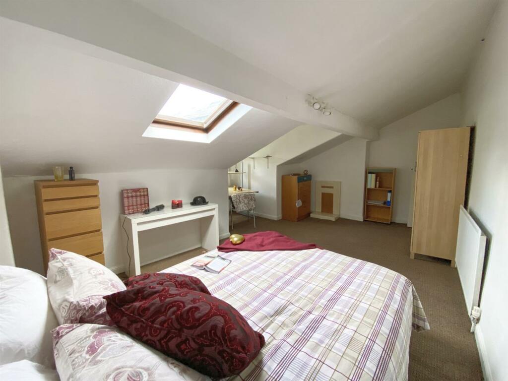 46AG R9-1 large 1700px wide.jpg