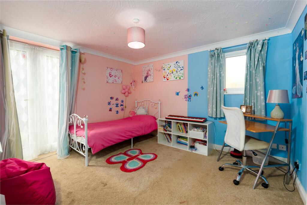 6a The Moors Drive, Middleton Cheney-31.jpg