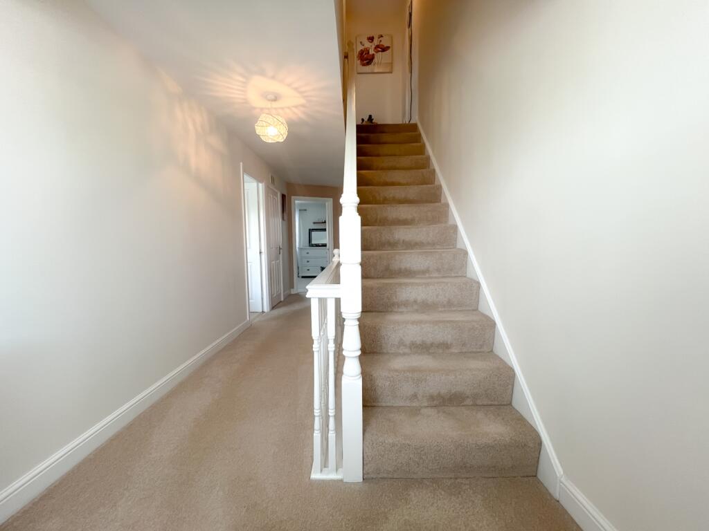 Abercorn Redcar EweMove-5