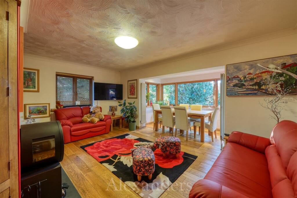 14 Highfield End-28.jpg