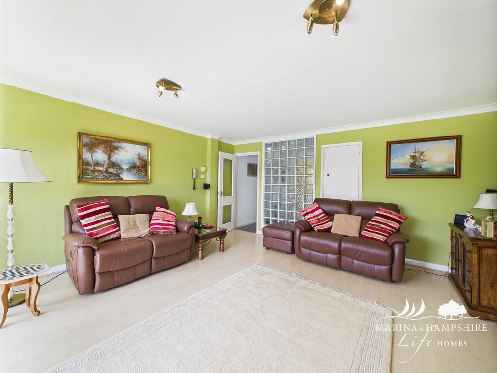 CAM03691G0-PR0054...