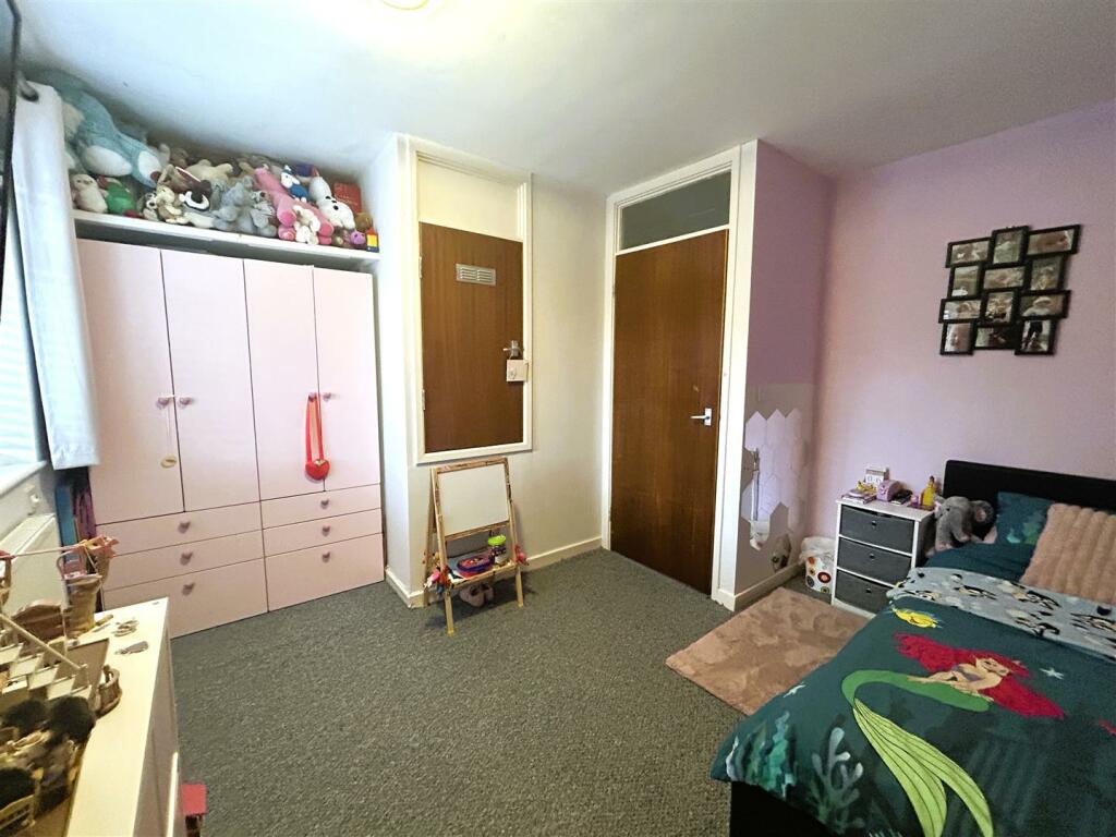 bed2.JPG