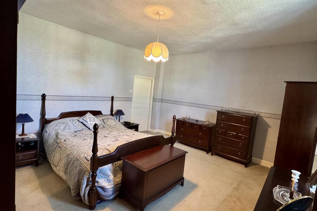 Principal Bedroom