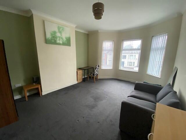 Bedroom 2 T202510231634.jpg