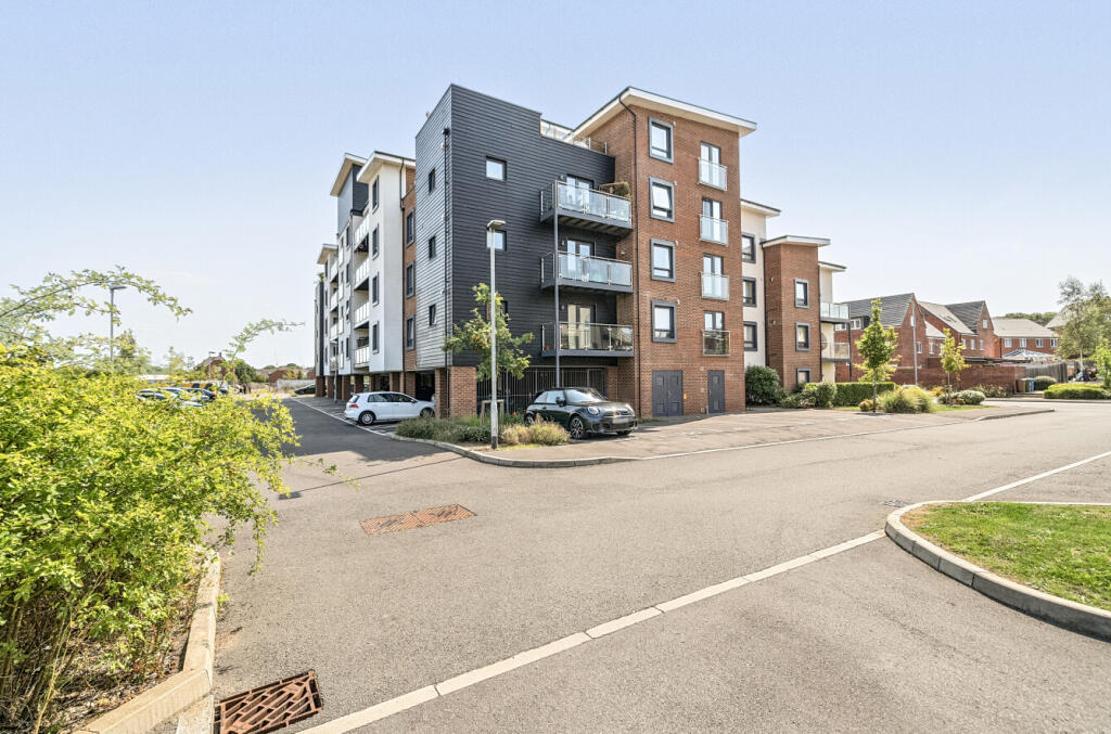 1335488-18-68932f...