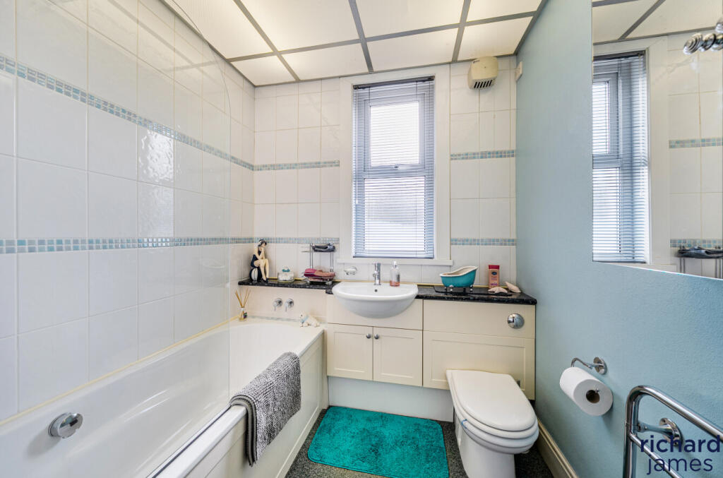 7f2f6899464f4bbea3410e3595fcfcf3