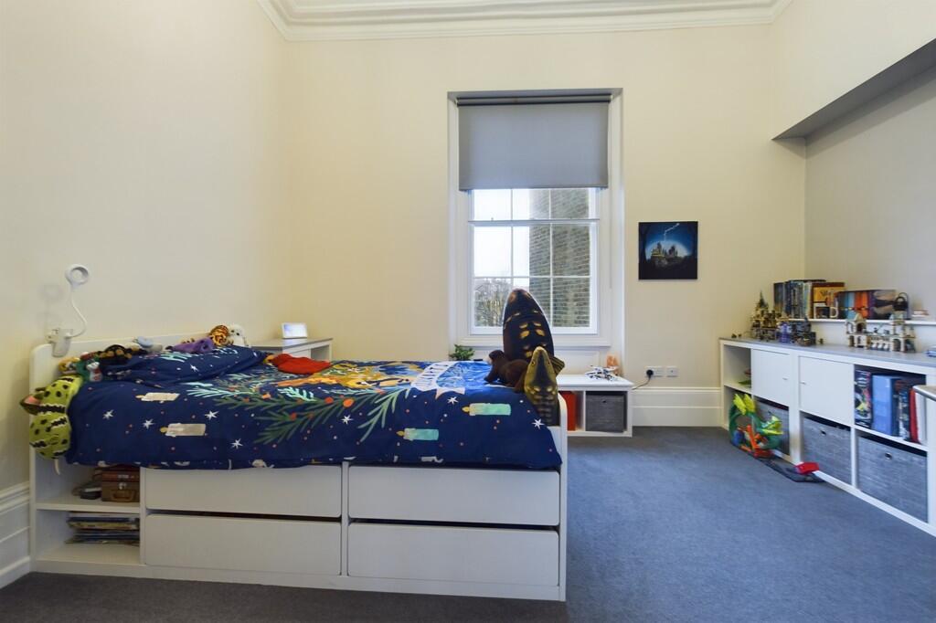 CAM01085G0-PR0521...