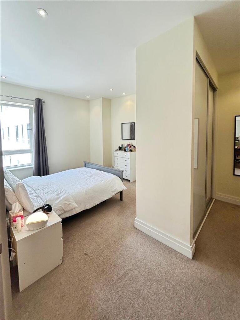 c362d59e--41CA-A947-DFF21661E913-43287-0000277E5B5