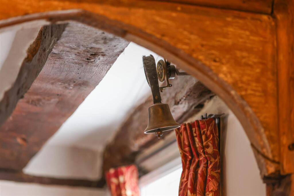 63 Whiting Street [Hallway Bell].jpg