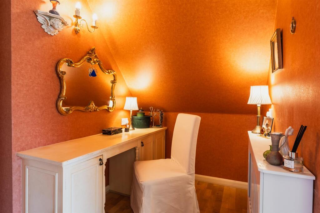 Principal Dressing Room