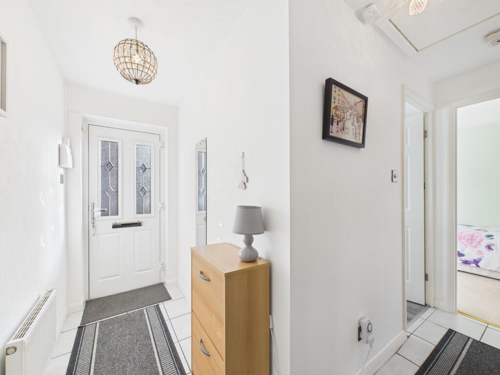 CAM02871G0-PR0634-STILL002