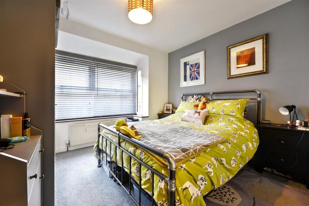 Albert Road Chatham3.JPG