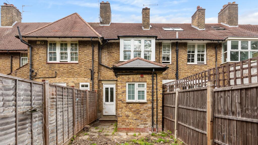 65 Henchman Street, Acton, London, W12 0BW