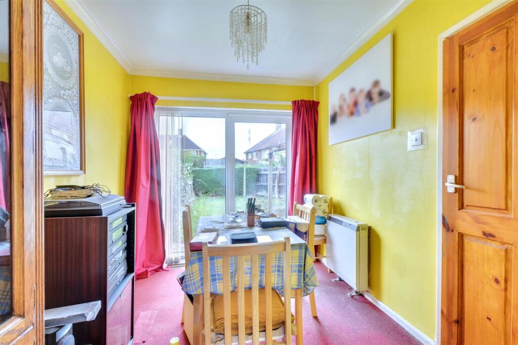 Dining Room_1.jpeg