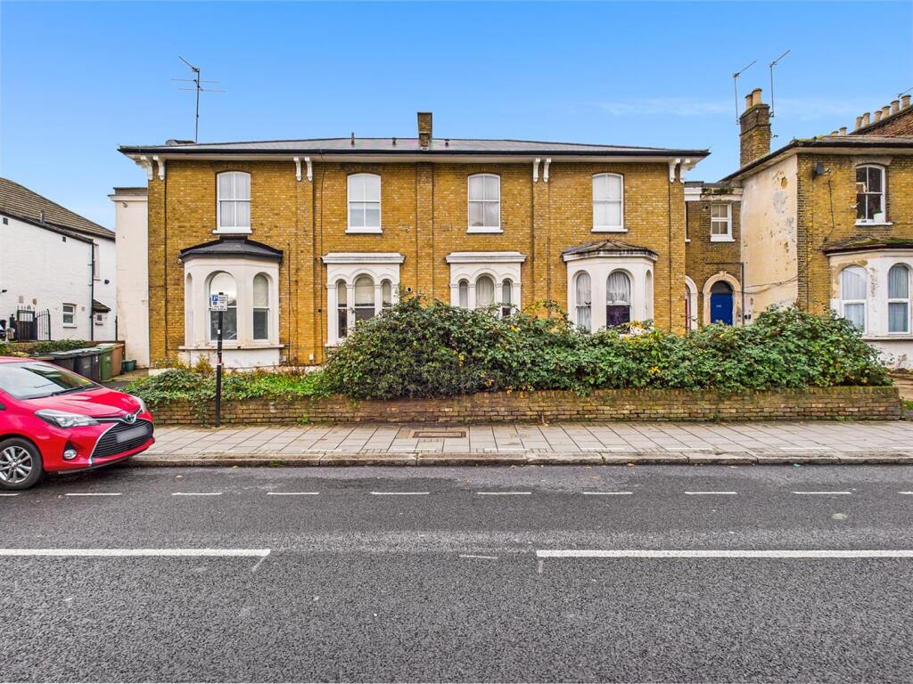 West Green Road, London