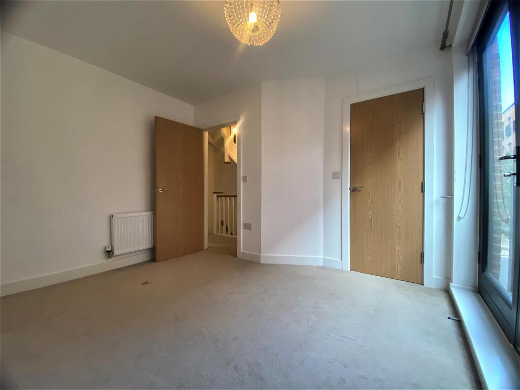 Bedroom 2 II.jpg