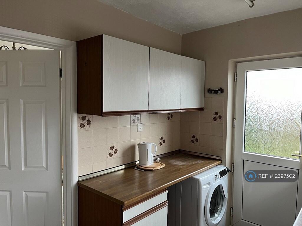 Kitchen 3
