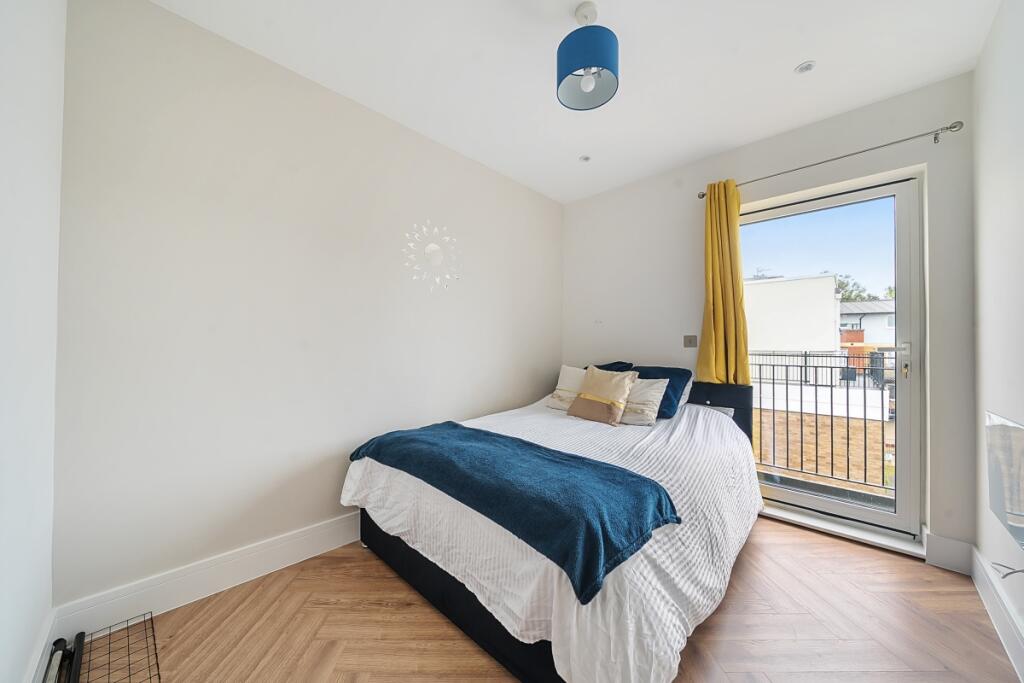 1332239-20-68907b...