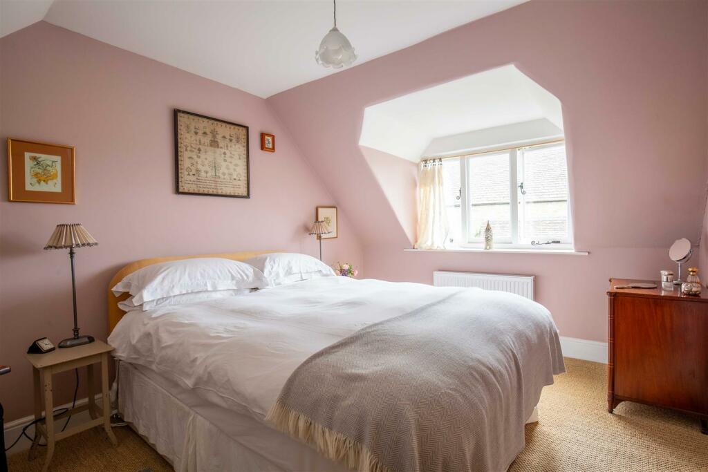 (Web)AveryCottage19-.jpg