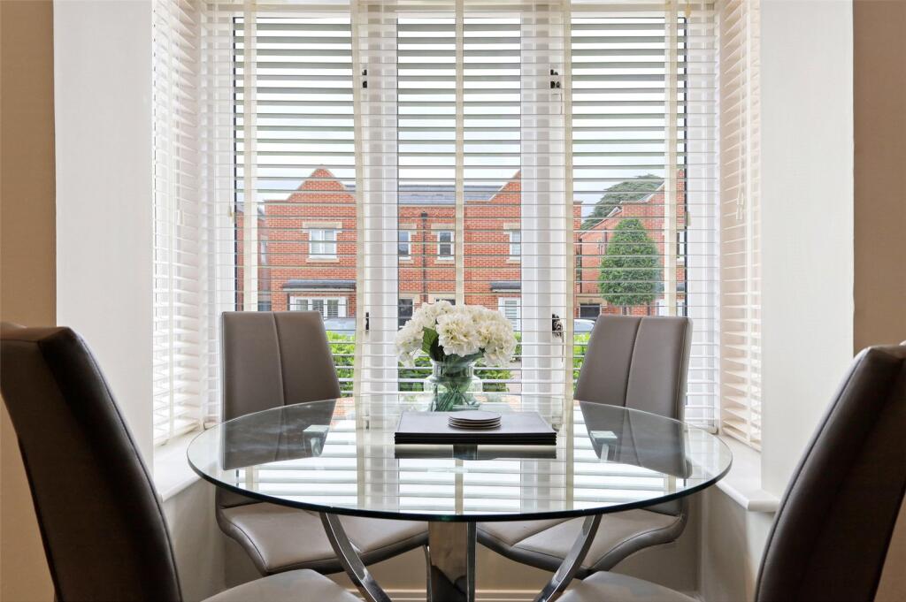 Breakfast Room