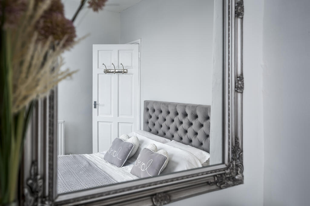 80 Mayfield -g-0153-Edit.jpeg