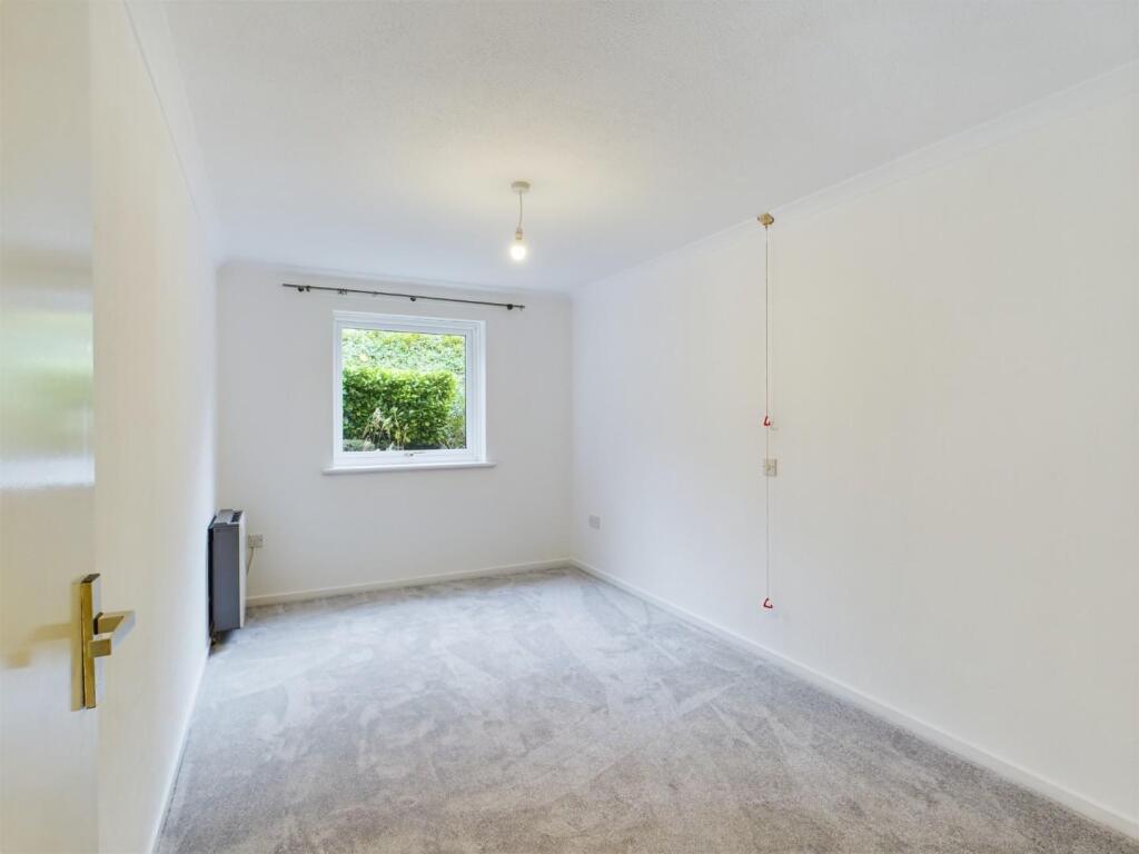 Bedroom.jpg