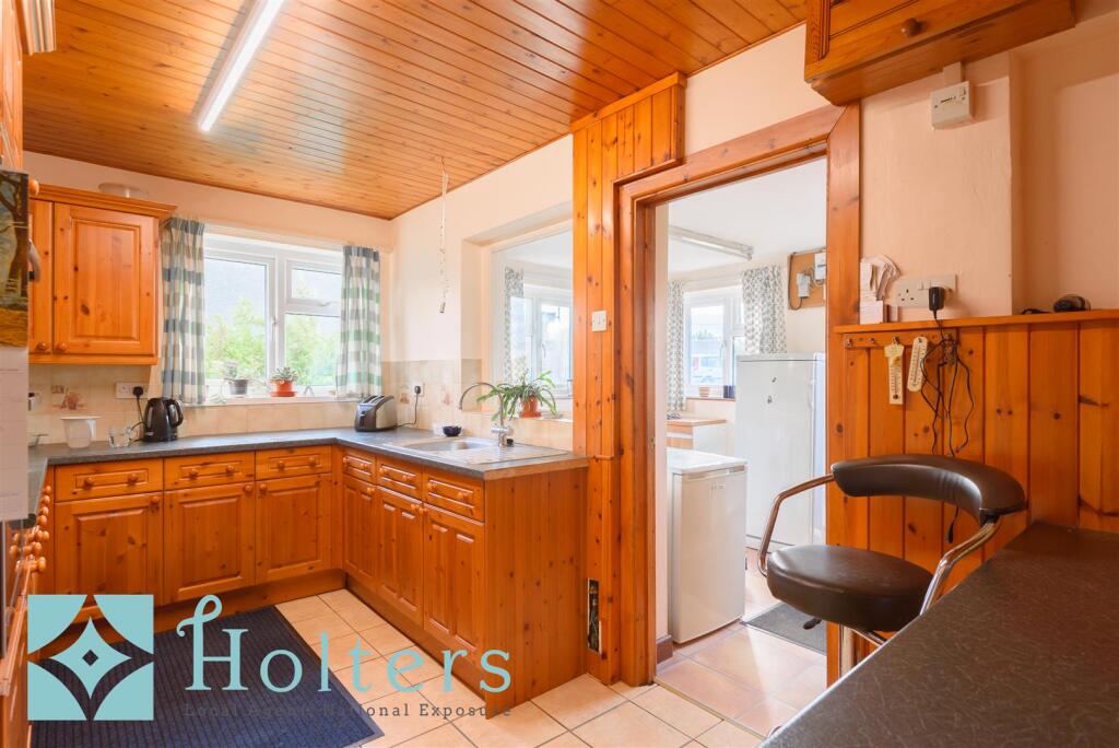 1 Maeshafren, Caersws-18.jpg