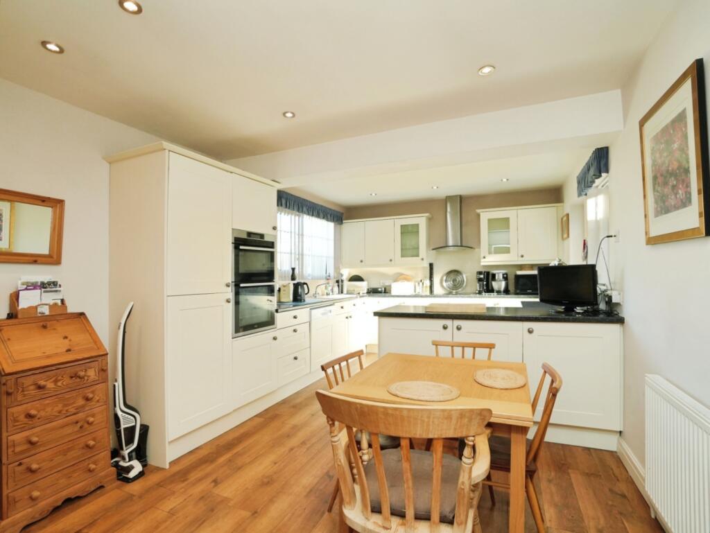 Breakfast Kitchen
