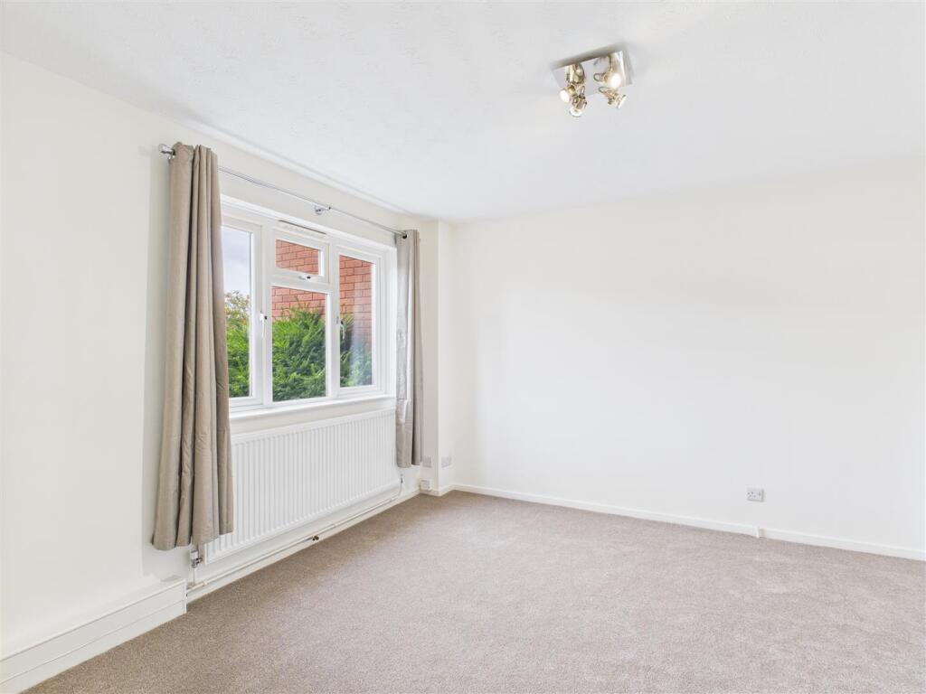 60 Smith Field Road - 03.jpg