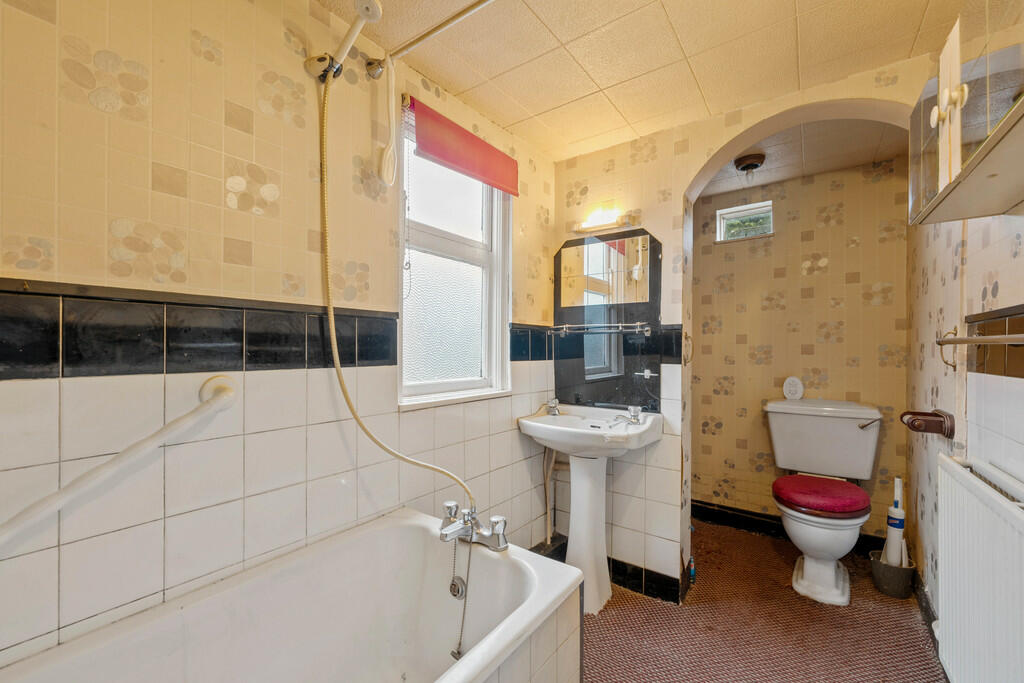 Woodside Road, Bl...