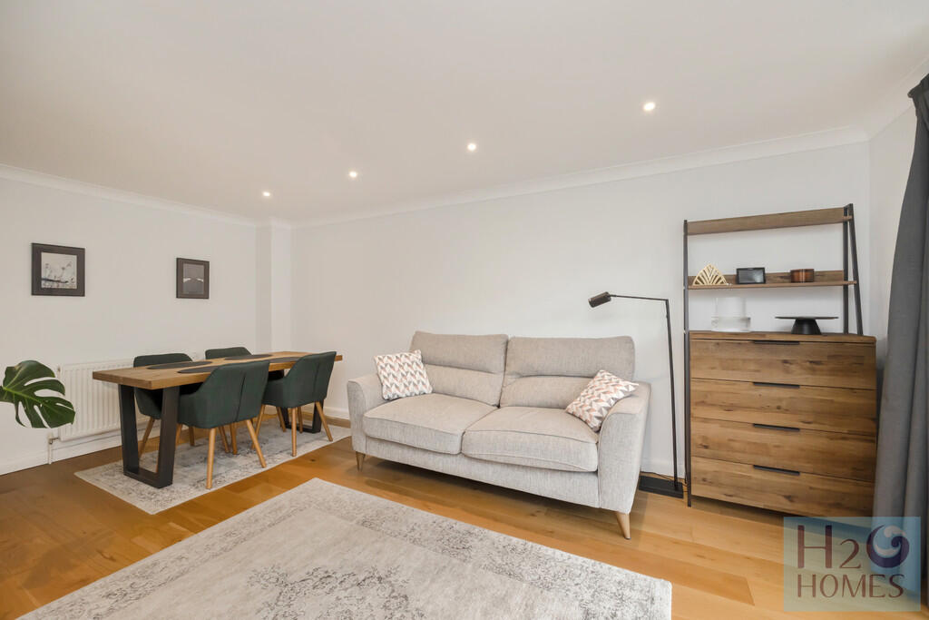 Merton Court 57-0...