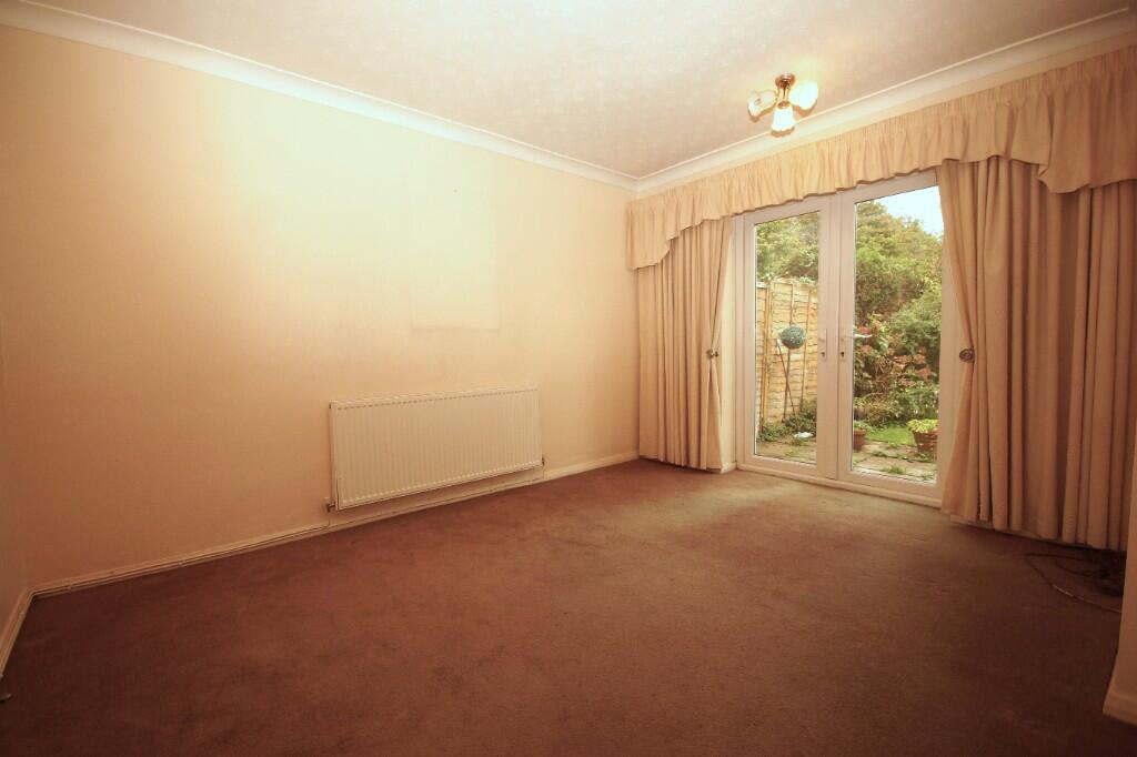 49 Bardsay Cresent