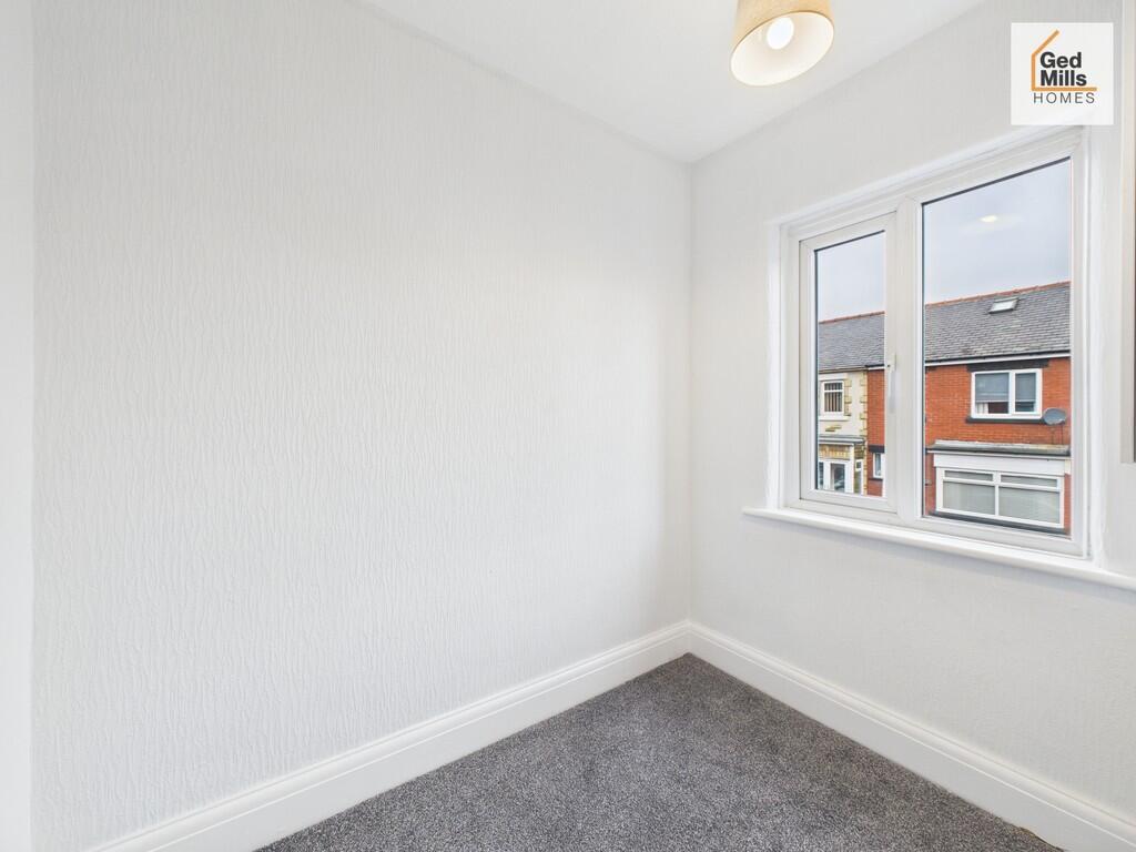 CAM04261G0-PR0104...