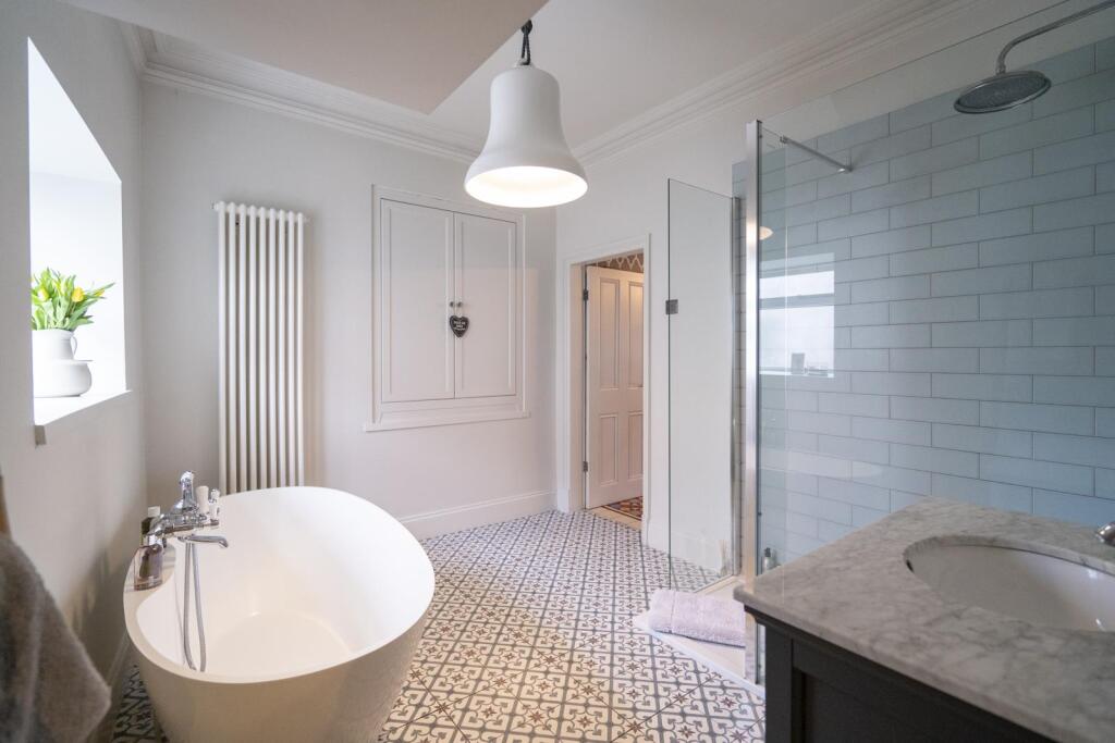 Whitburn House Lodge-31.jpg